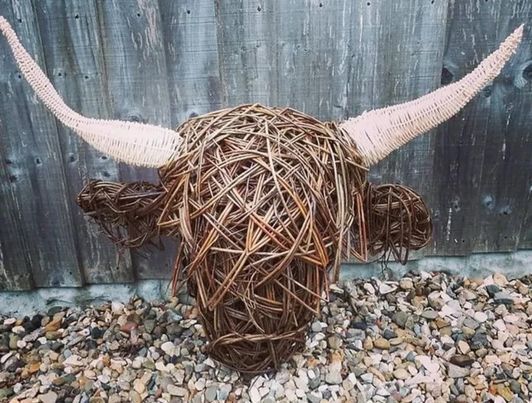 WILLOW WEAVING HIGHLAND COW WITH TWIGS AND SPRIGS 
