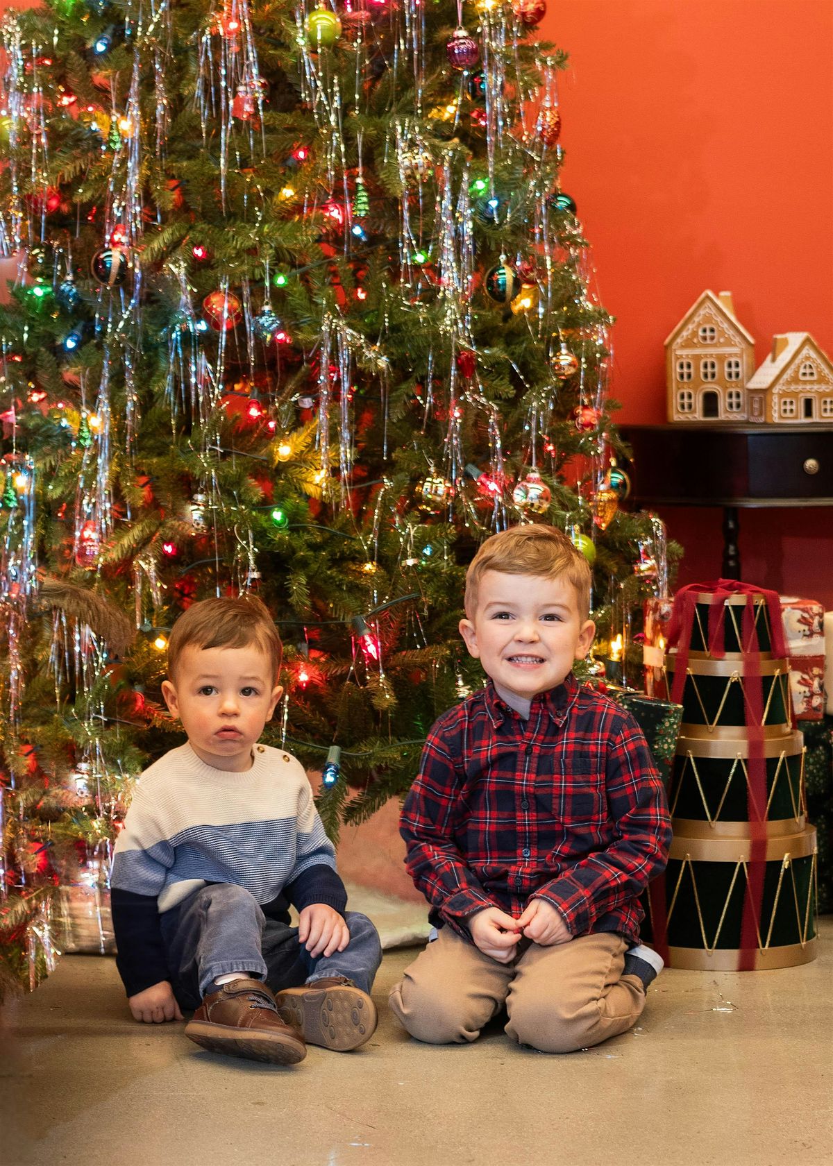 Vintage Christmas Photo Sessions