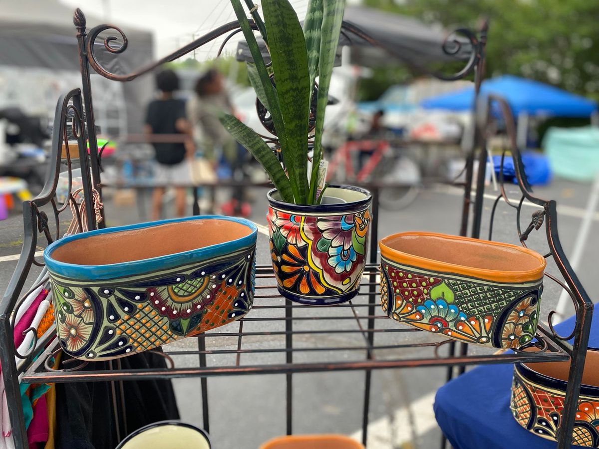 Casa Imperial Finery @ Raleigh Flea Market (NC)