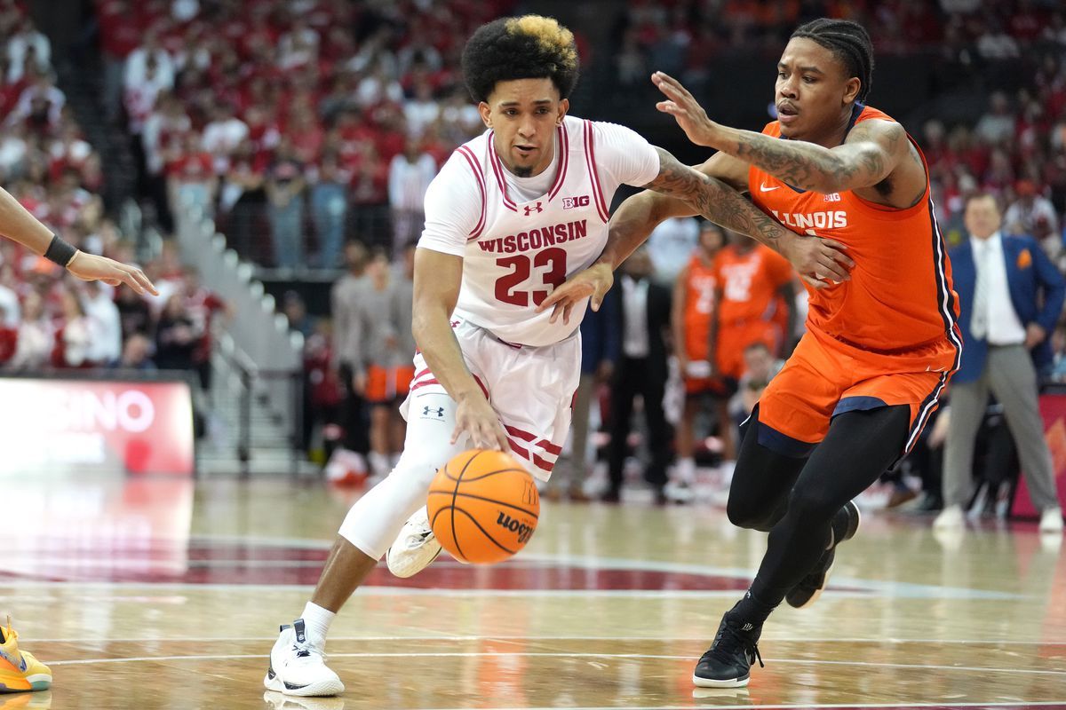 Wisconsin Badgers at Illinois Fighting Illini Mens Basketball at State Farm Center