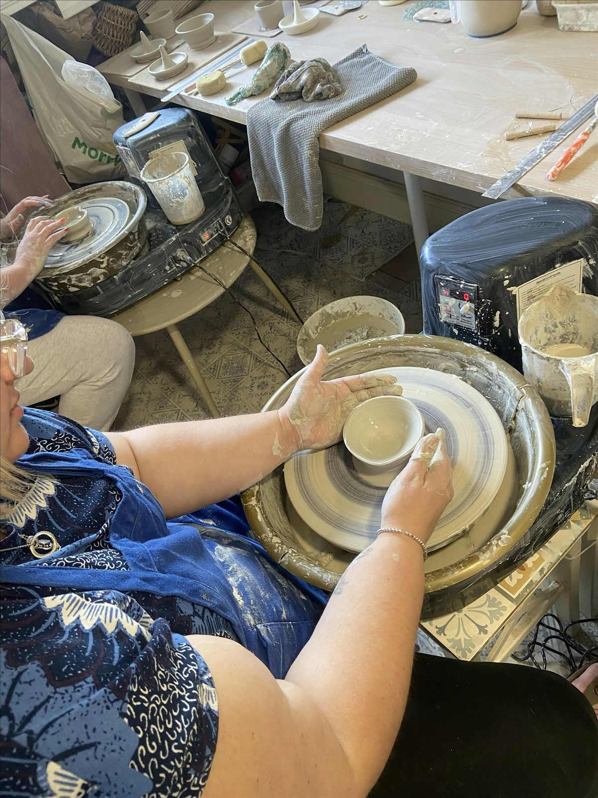 Pottery wheel experience (9:30)