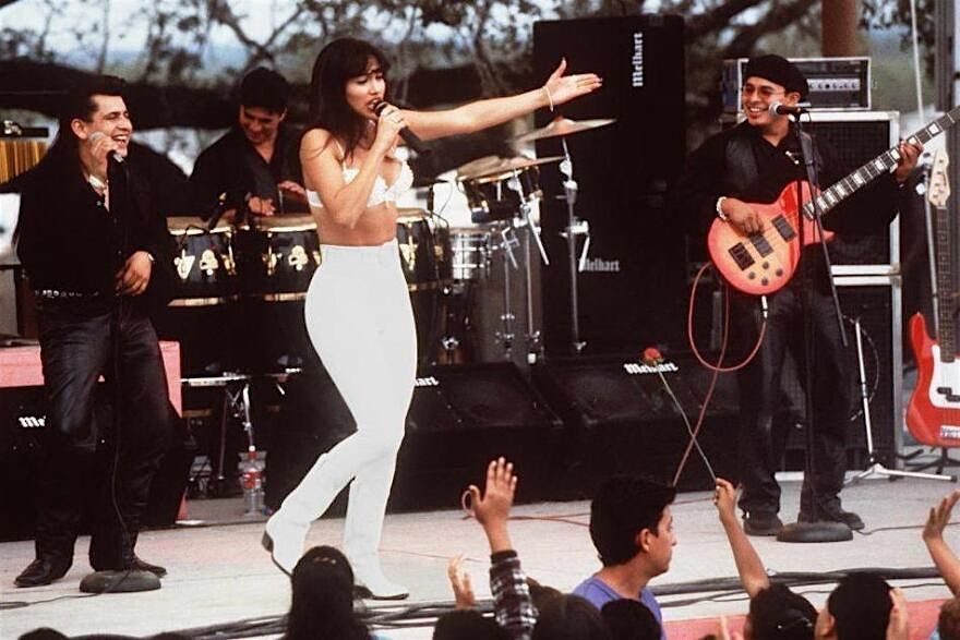 *NO SKIPS* at HiFi at The Finn Featuring Selena Classics!