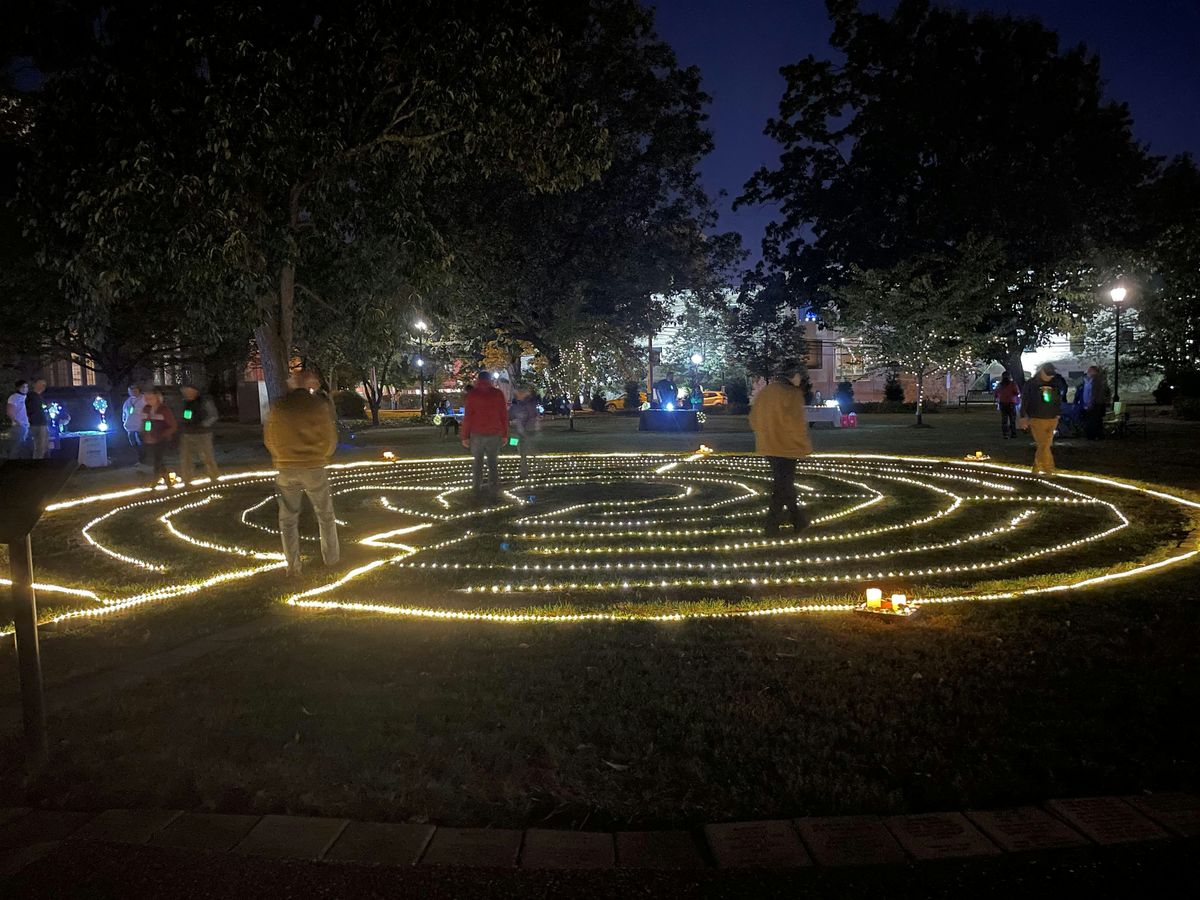 2025 Labyrinth GloWalk