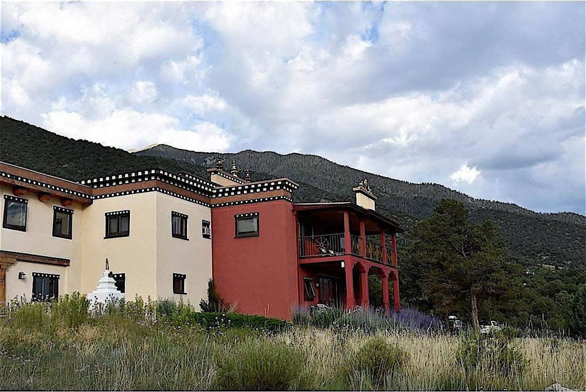 10-Day Self-Inquiry & Meditation Retreat - Penetrate Solidity of Thoughts