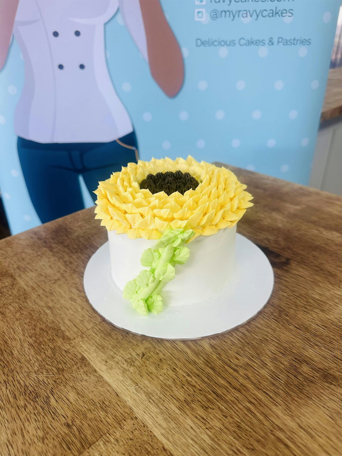 Buttercream Blooms! Sunflower Cake