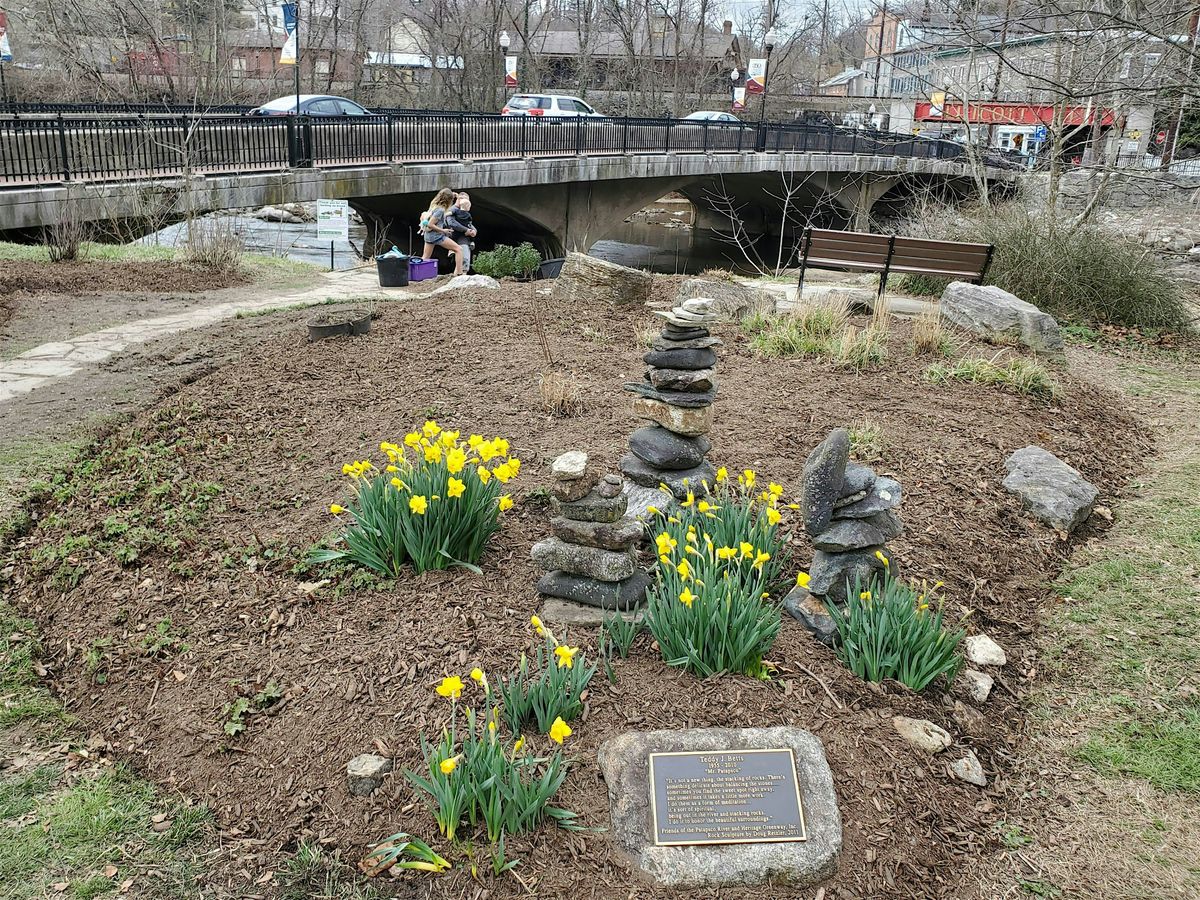 Spring is coming- Wake up the Oella Entrance Garden!