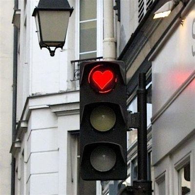 Expat Girlies in Paris