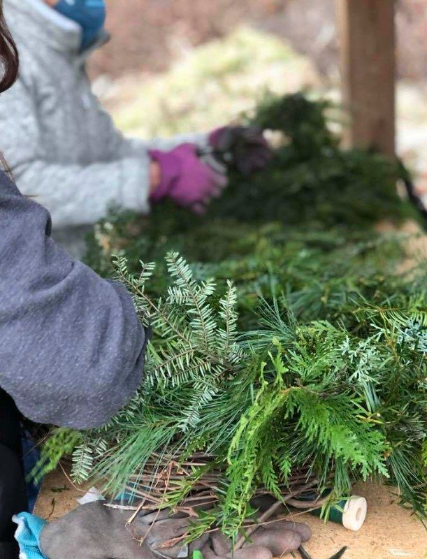 Winter Wreath Workshop at Brunelle's Marina