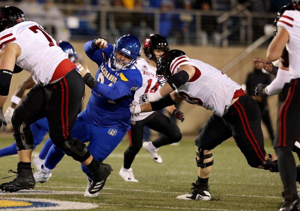 South Dakota Coyotes vs. South Dakota State Jackrabbits