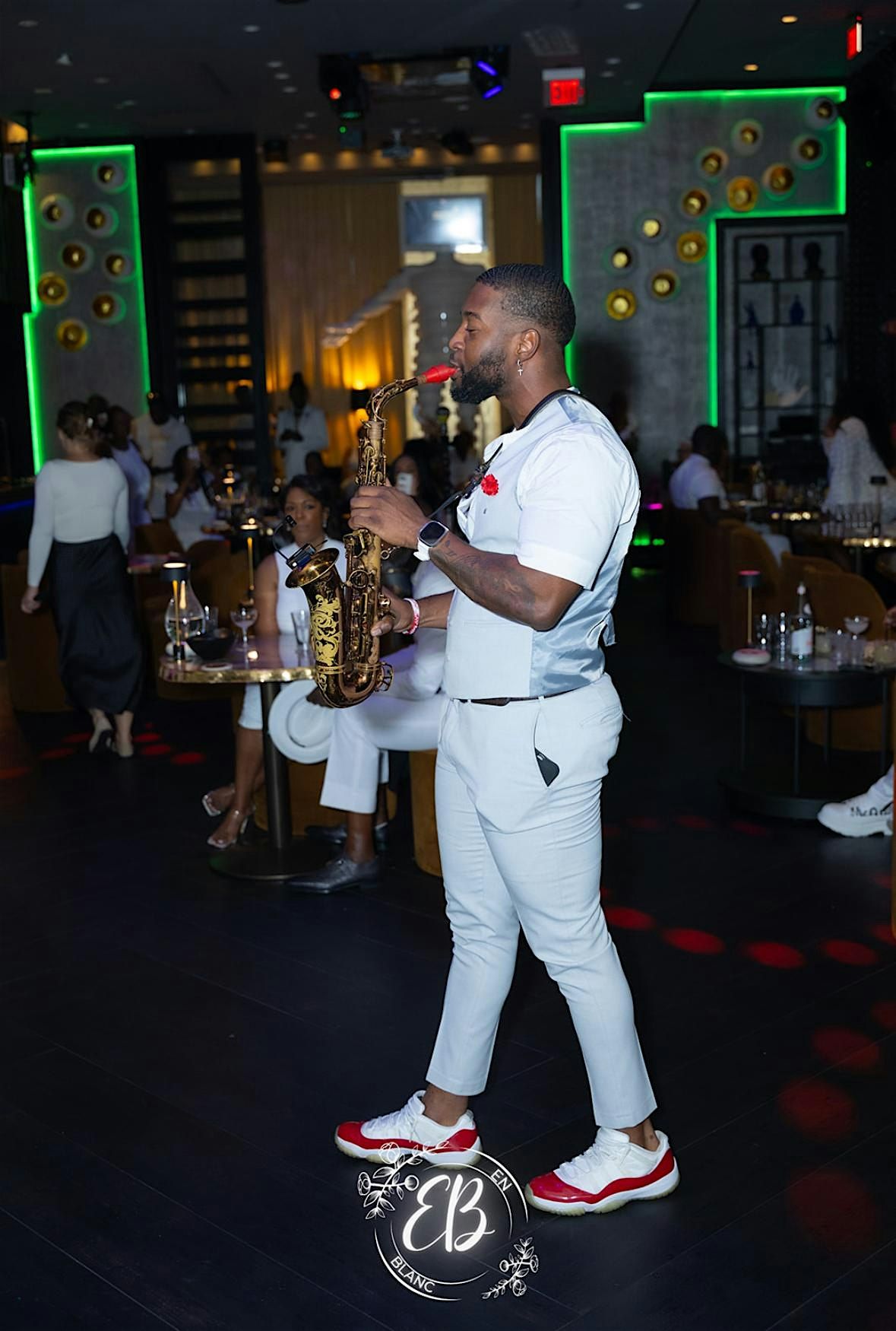 EN BLANC: BLACK ORLANDO LABOR DAY WEEKEND LINK UP