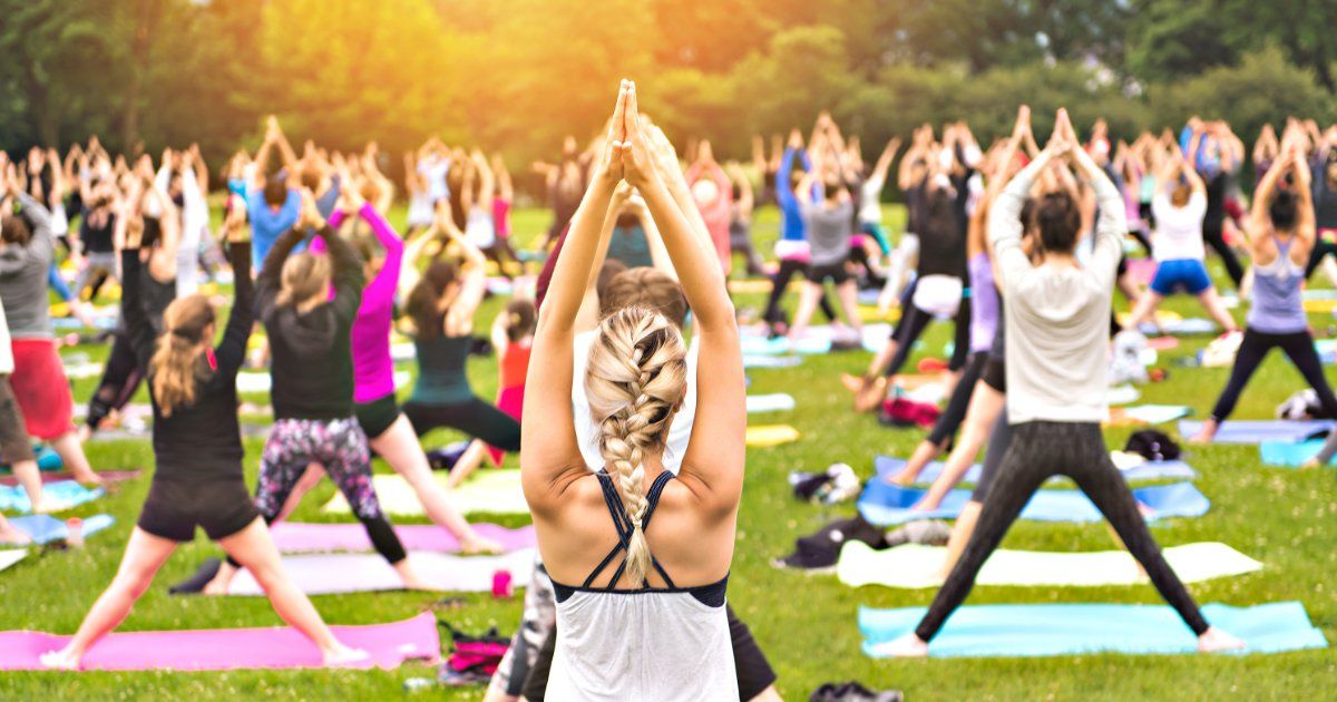 FREE YOGA CLASS @ THE FARMERS MARKET 