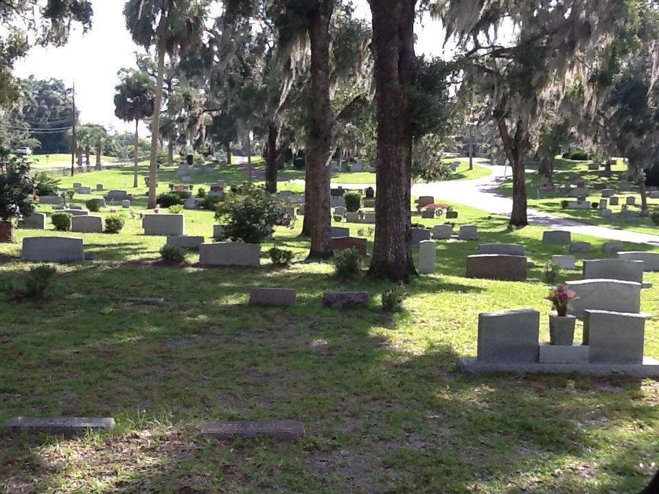 POSTPONED - Historic Oakdale Cemetery Walk