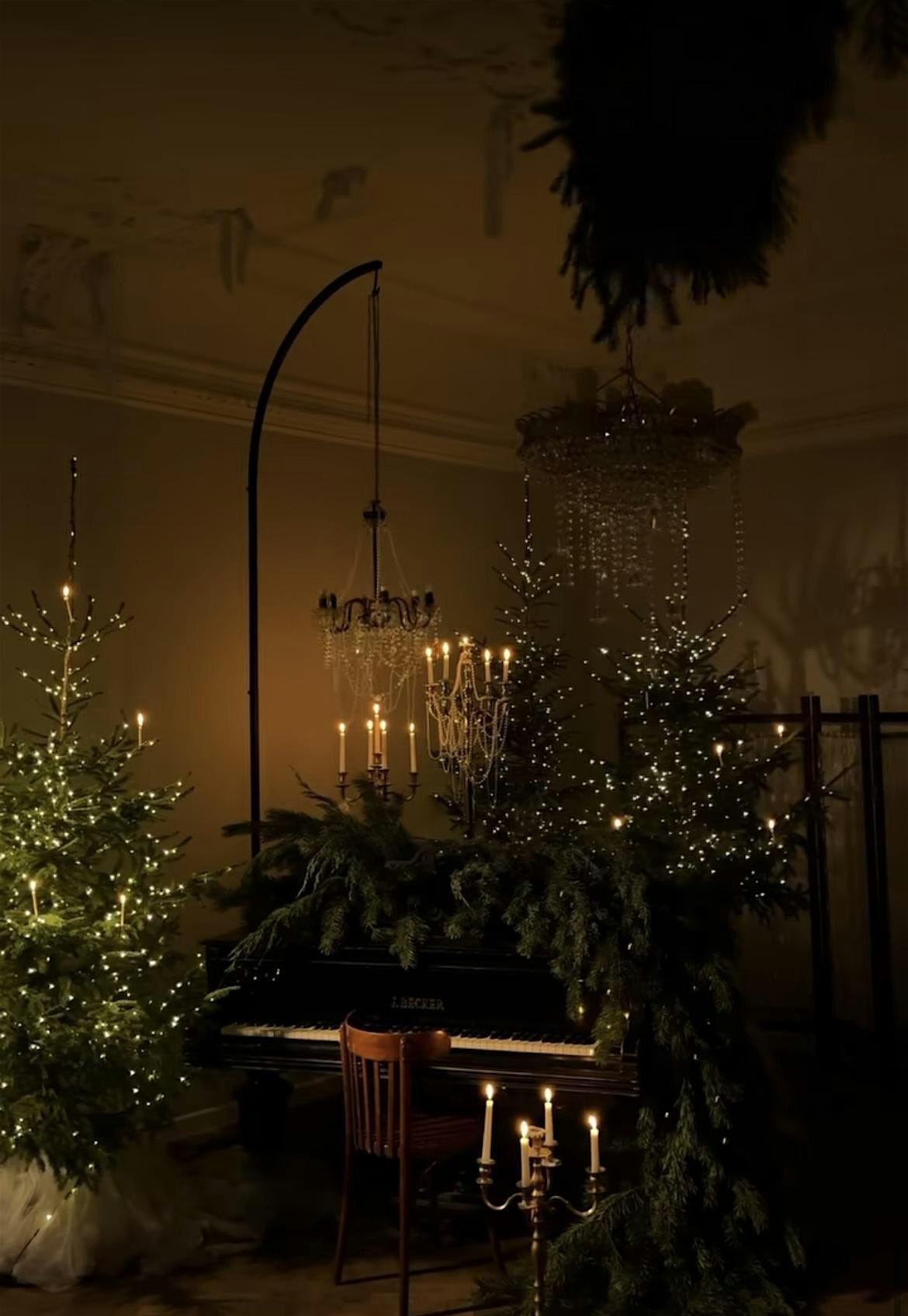 Piano and Pine Christmas Mini Sessions, Charlotte NC