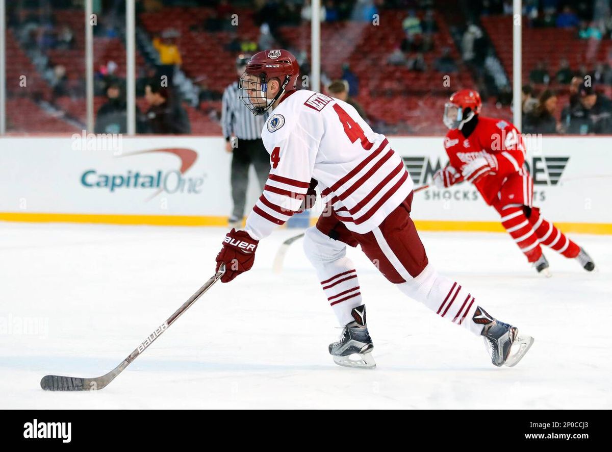 UMass Minutemen at Boston University Terriers Mens Hockey