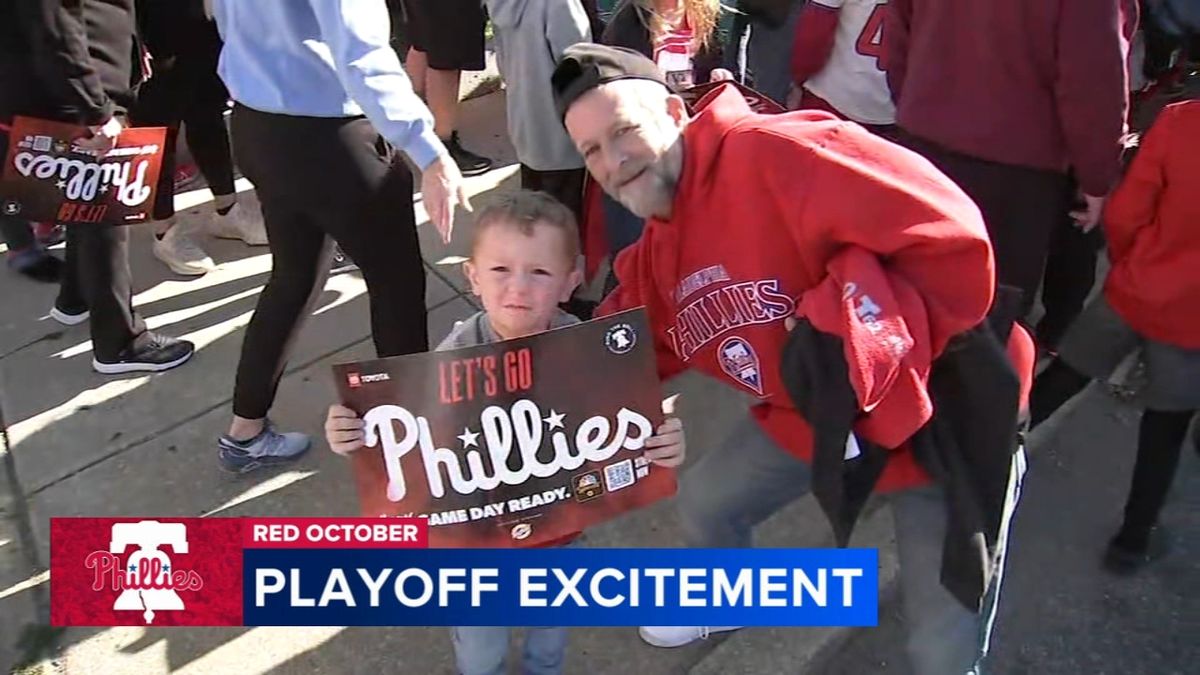 Parking NLDS: Philadelphia Phillies at Los Angeles Dodgers (Game 3, Home Game 1)