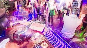 DJ Darren Obrien at Daddy's Bar