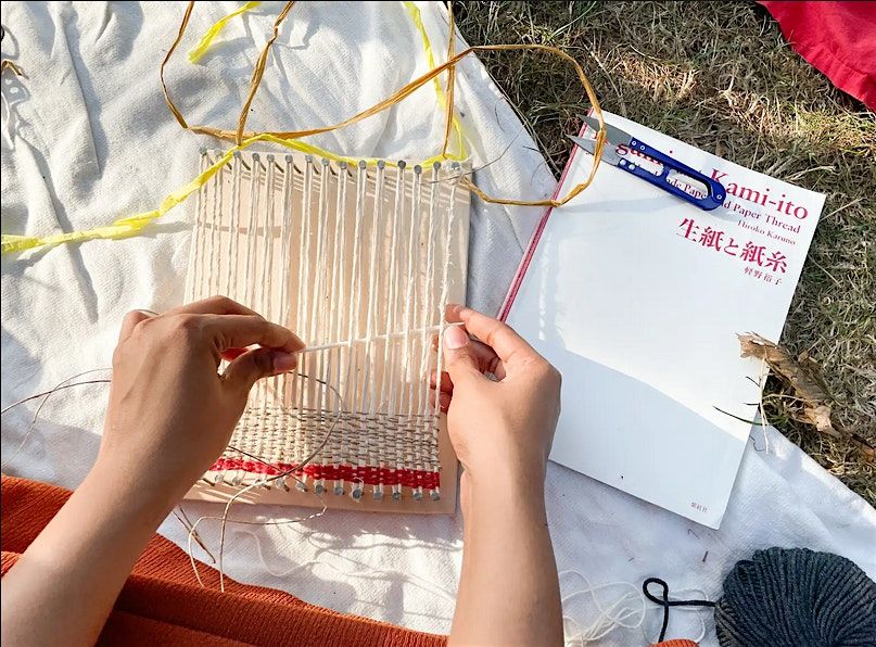 Tapestry Weaving with Natural Fibers Workshop