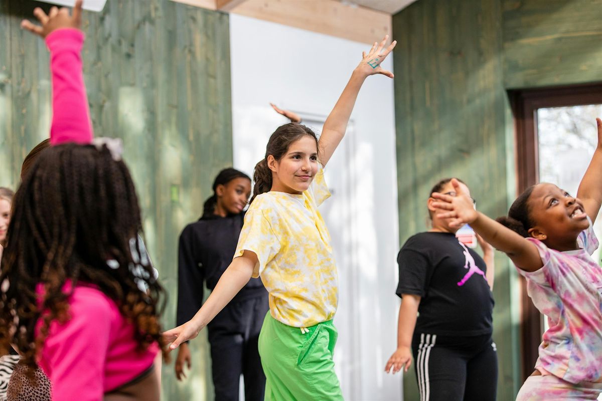 Girl Scouts, Movement Class