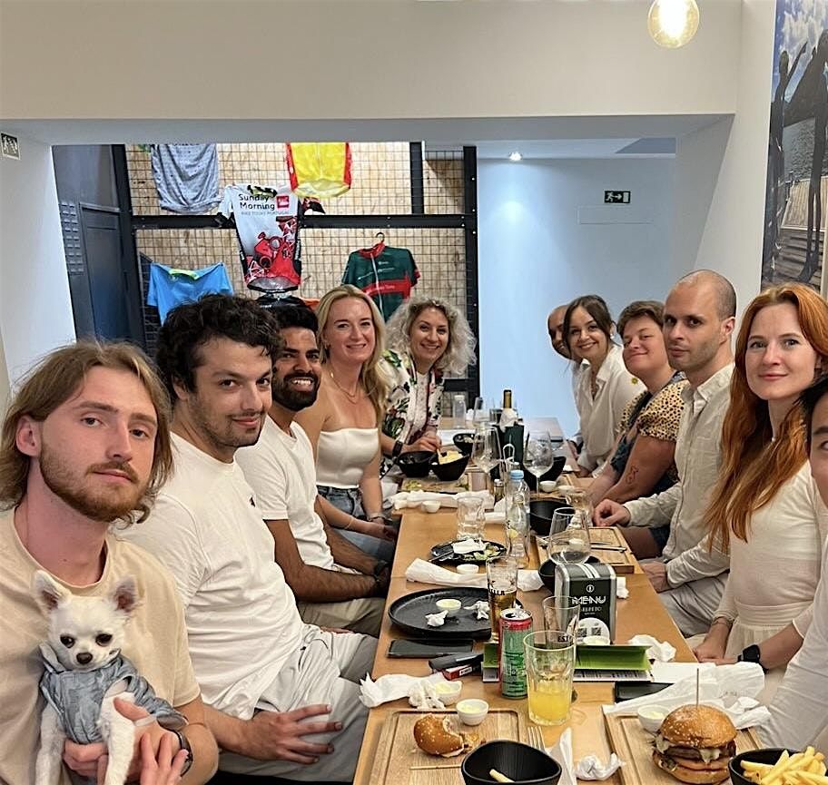 DINNER with ENTREPRENEURS- Every Saturday \/ Paris