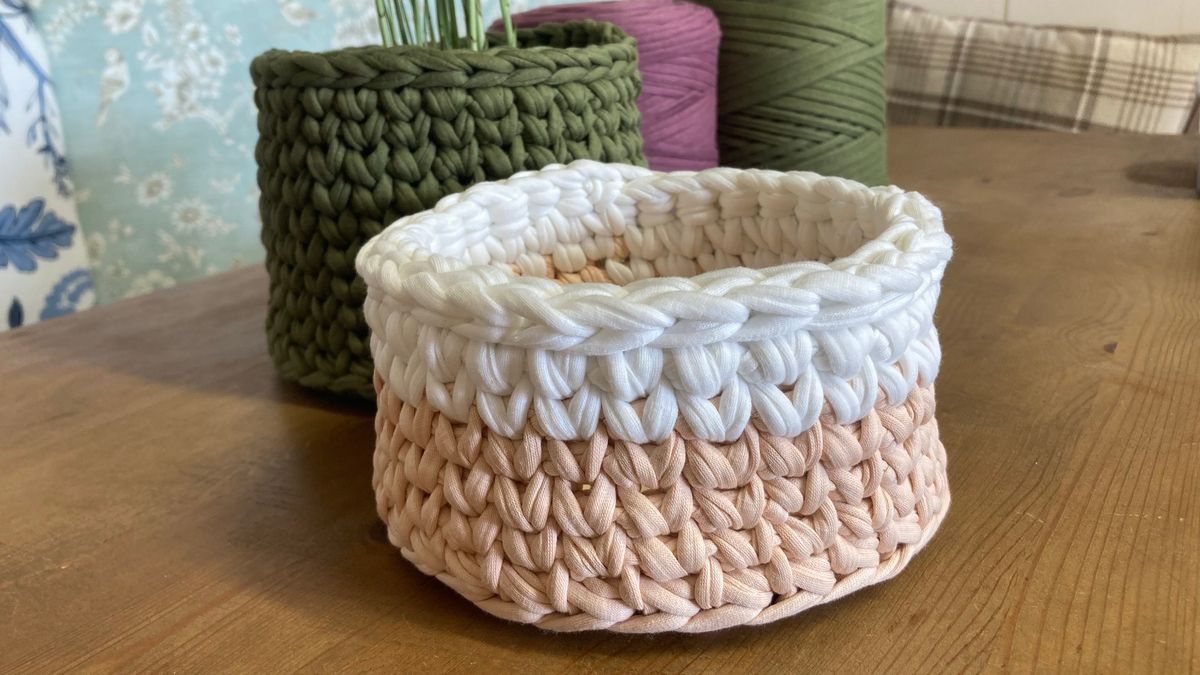 Crochet a Basket