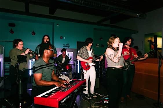 The Earl Gracious Band  with Let Joux + No Soap