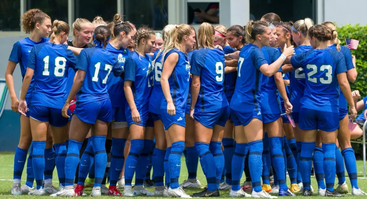 Queens Royals at Florida Gulf Coast Eagles Womens Volleyball