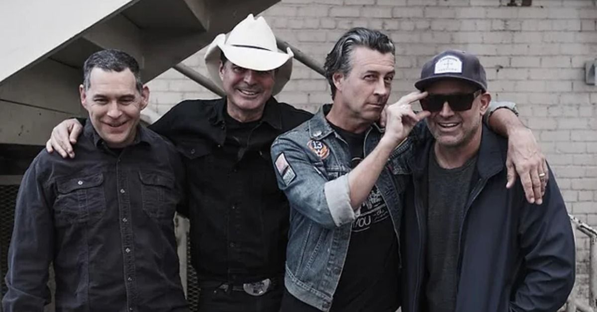Roger Clyne and The Peacemakers