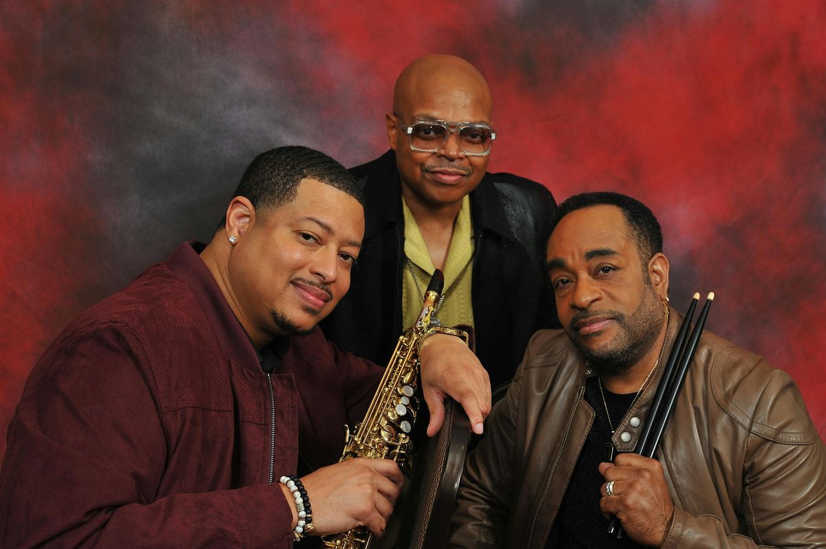 Concerts On The Fly feat: Pieces Of A Dream & Nelson Rangell
