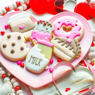 Cookie Decorating Classes by Amelia's Treat Co