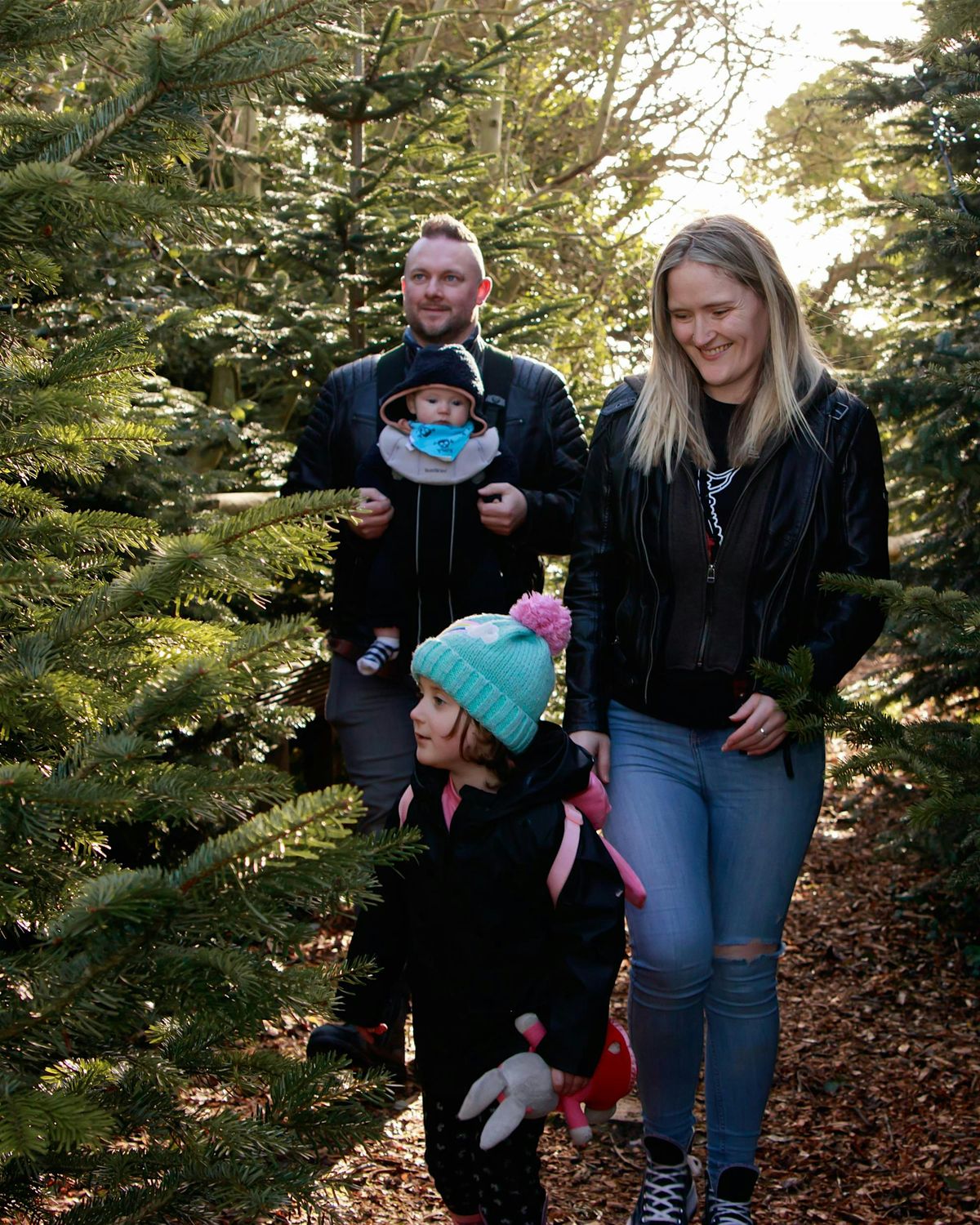 Family Photographers Plan your Christmas Mini Sessions for 2025