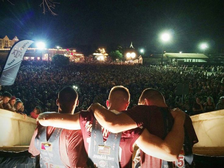 Midnight Yell in the Stockyards