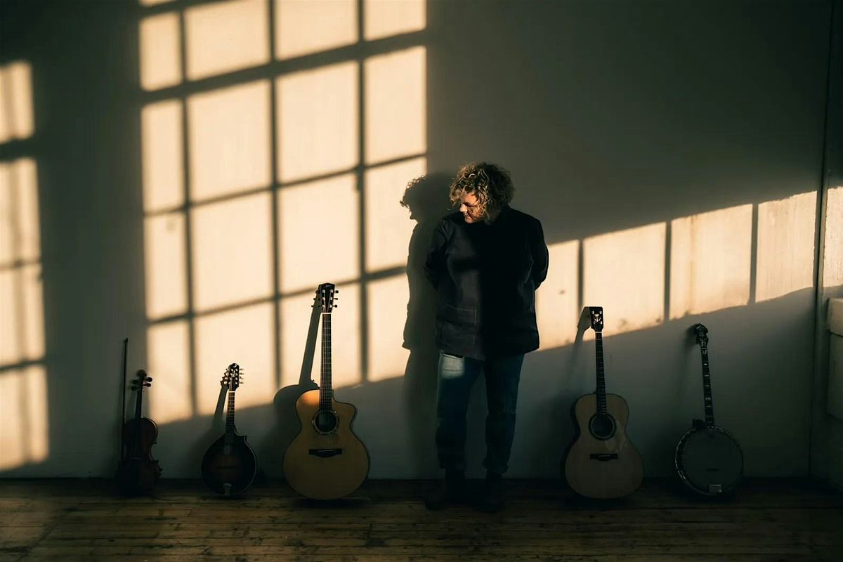 Anna Massie @ Charlies Loft