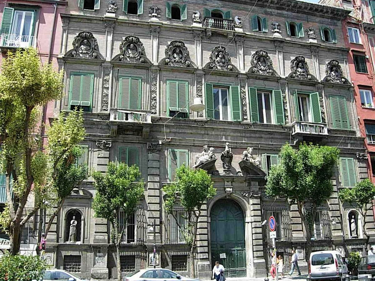 Naples Audio Tour: Baroque Marvels & Hidden Palaces Trail