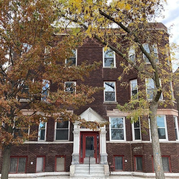 Open House: Humboldt Park 2BR Condos