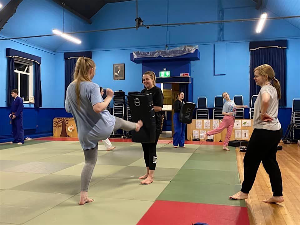 COALVILLE Ladies Only Kickboxing 6-week Beginners Course! Sunday 6:00pm