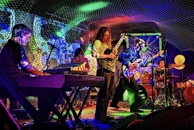 The Snozzberries w\/ Sunny Side Down @ The Mousetrap - Friday, December 5th