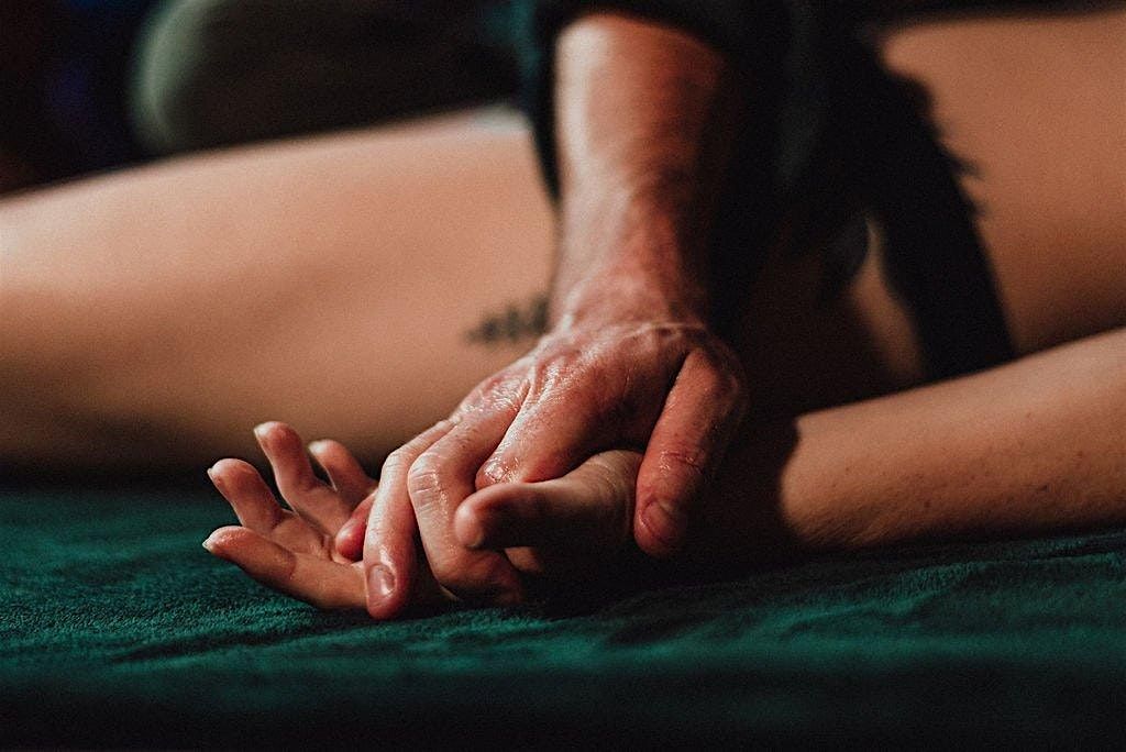 Yoni Tantric Massage - Live Demo and Instruction