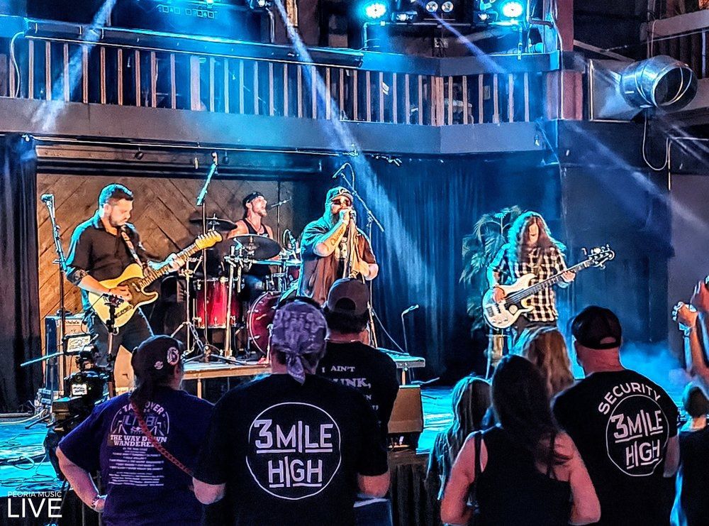 3MH live @ Oz\u2019z Bar & Grill (Creve Coeur, IL)