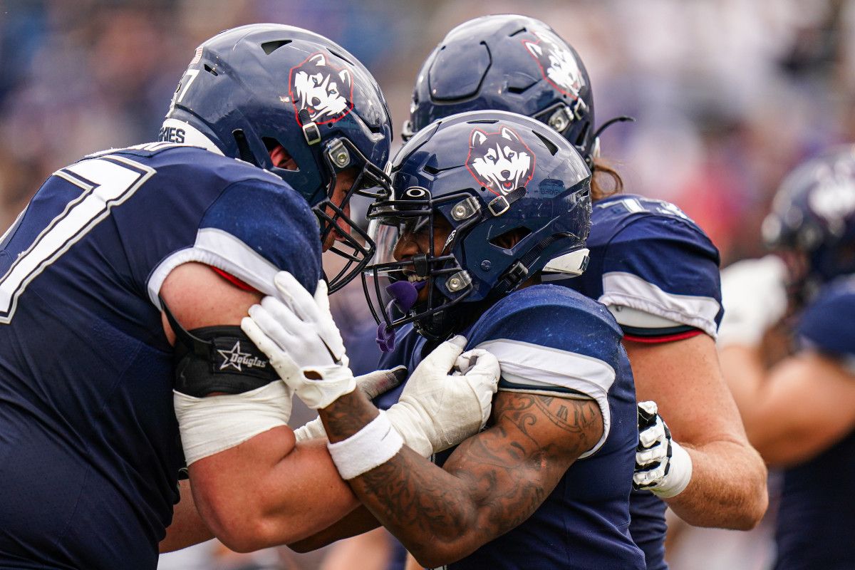Buffalo Bulls Vs. Uconn Huskies