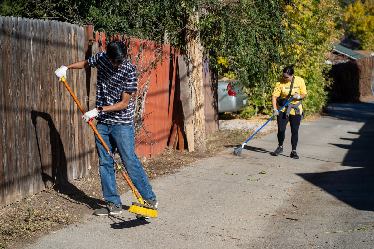 ECM Work Day - Villa Park Neighborhood