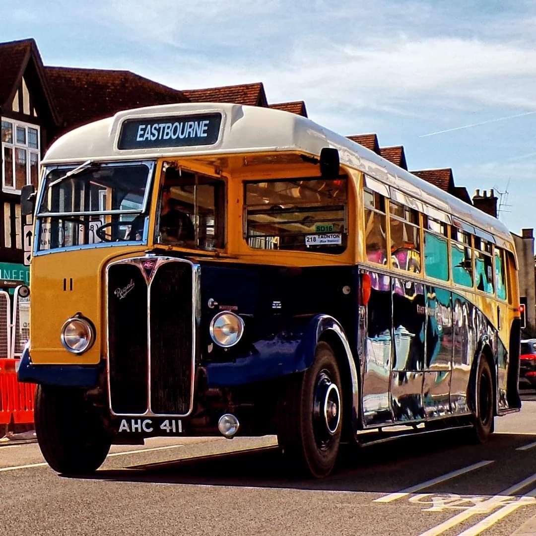 The 4th Annual Cotswold Vintage Bus Rally