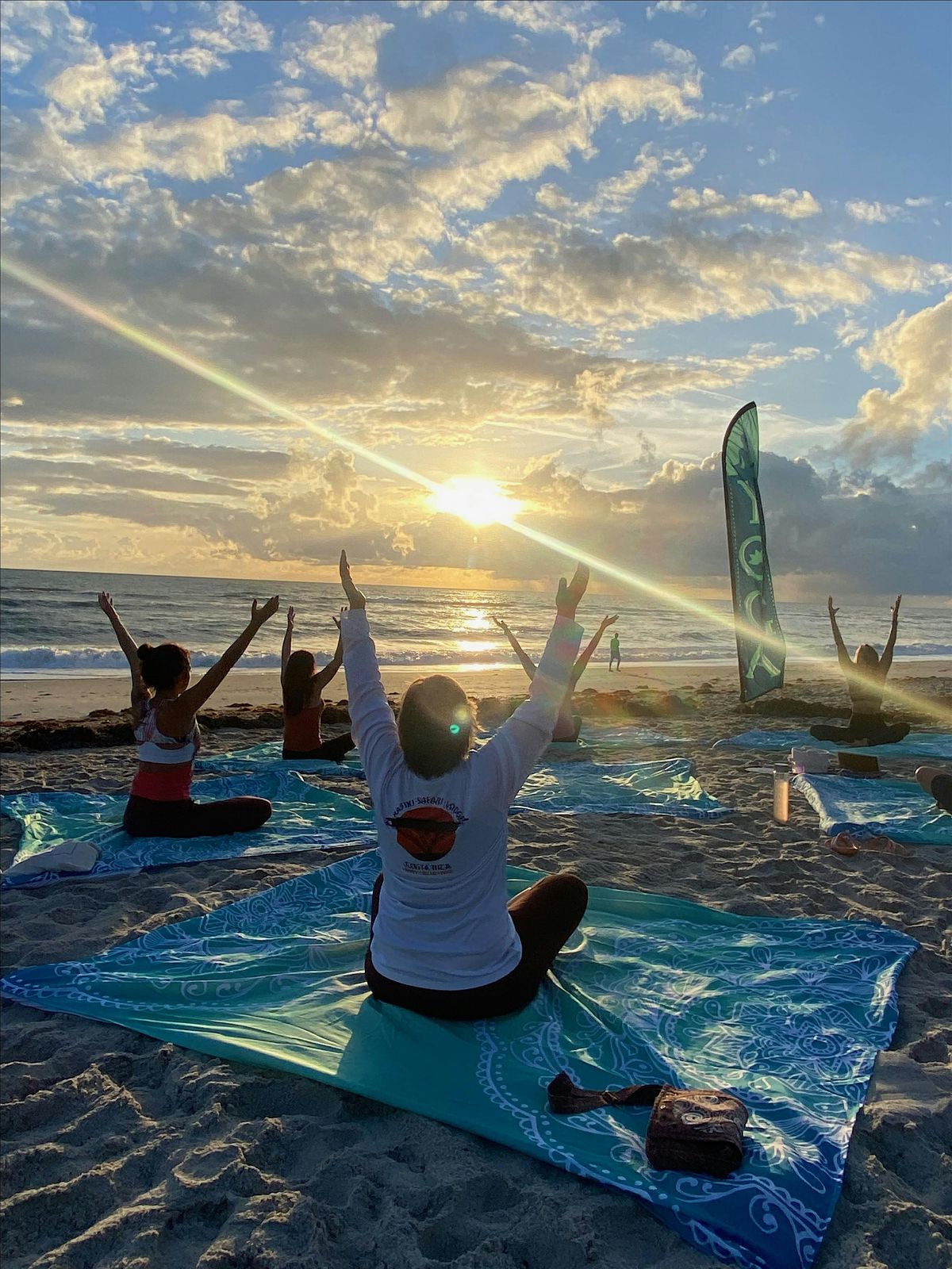 Shala Vida Sunrise Beach Yoga