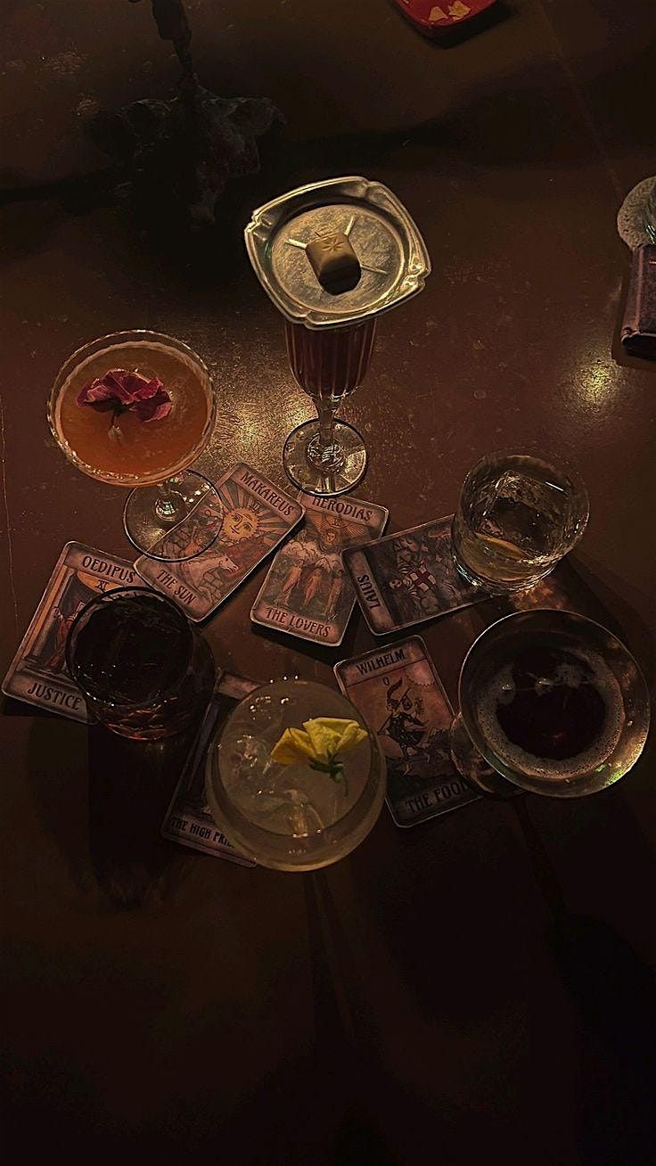 Tarot & Tini's
