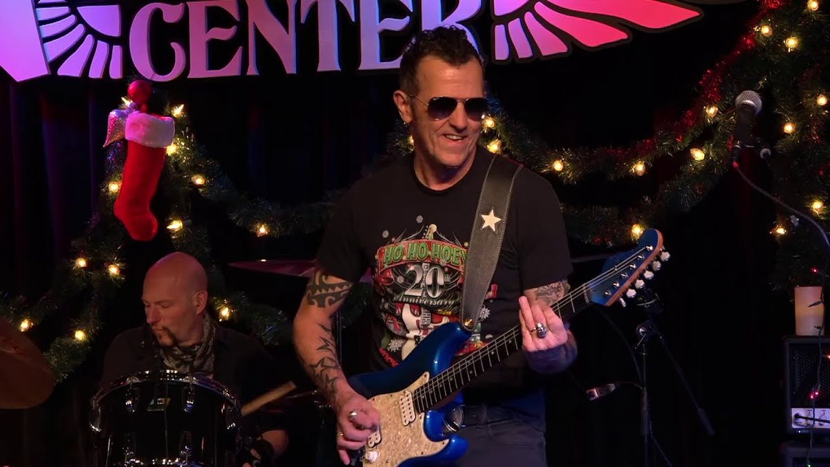 Gary Hoey's Rockin Holiday Show