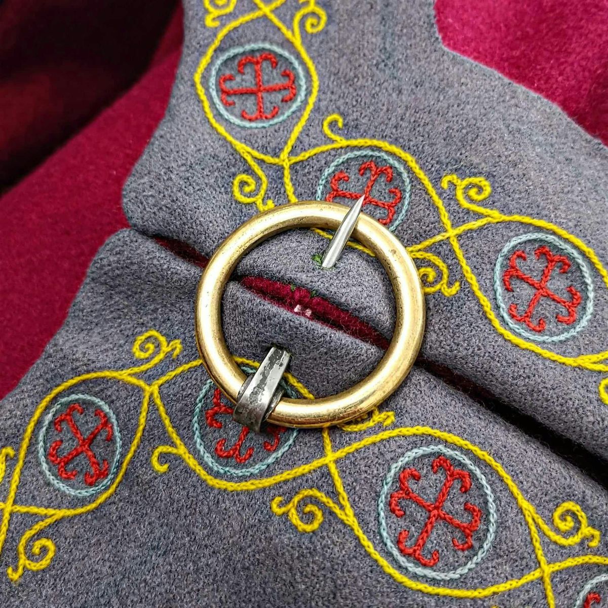 Embroidery with Historia Normannis