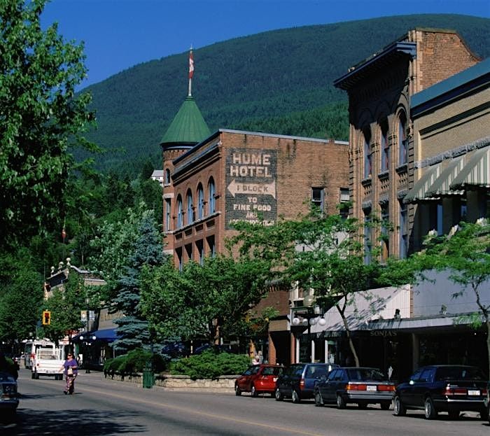 An Exciting Scavenger Hunt! - Nelson\u2018s Nifty Neighborhood Hunt