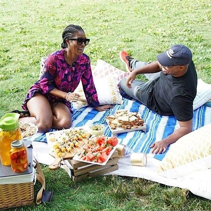 Picnic PickUp: the perfect date