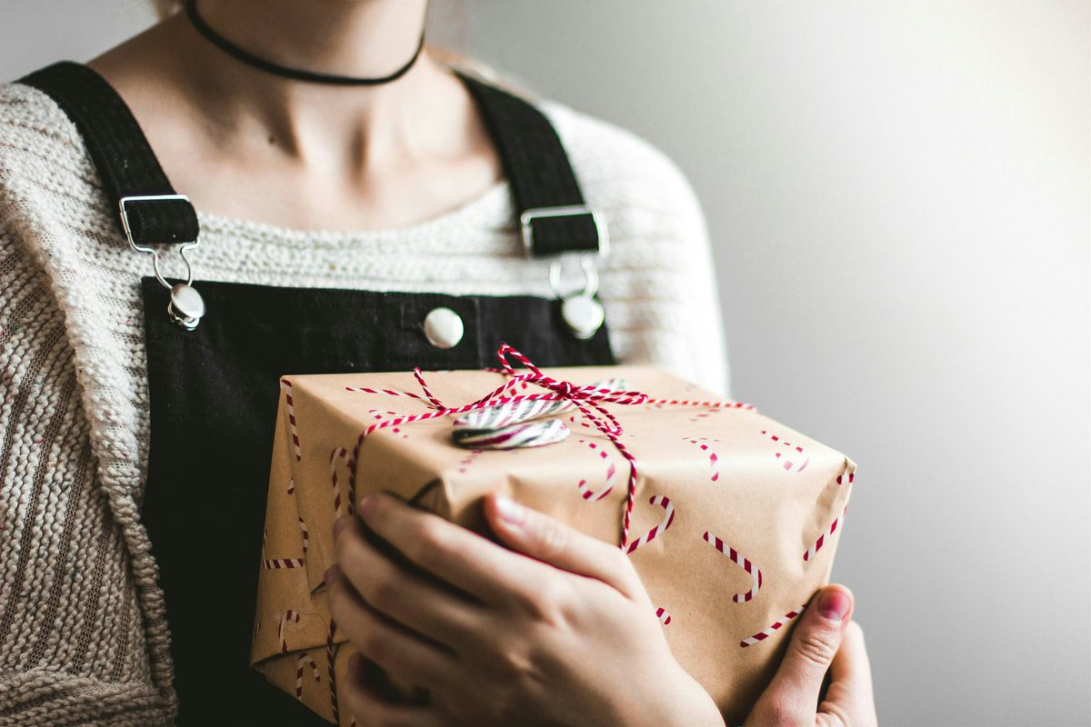 Book Swap Social: let's celebrate the season of giving \u2728