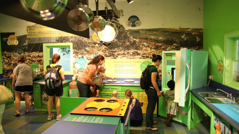 Peggy Notebaert Nature Museum & Field Trip Experience