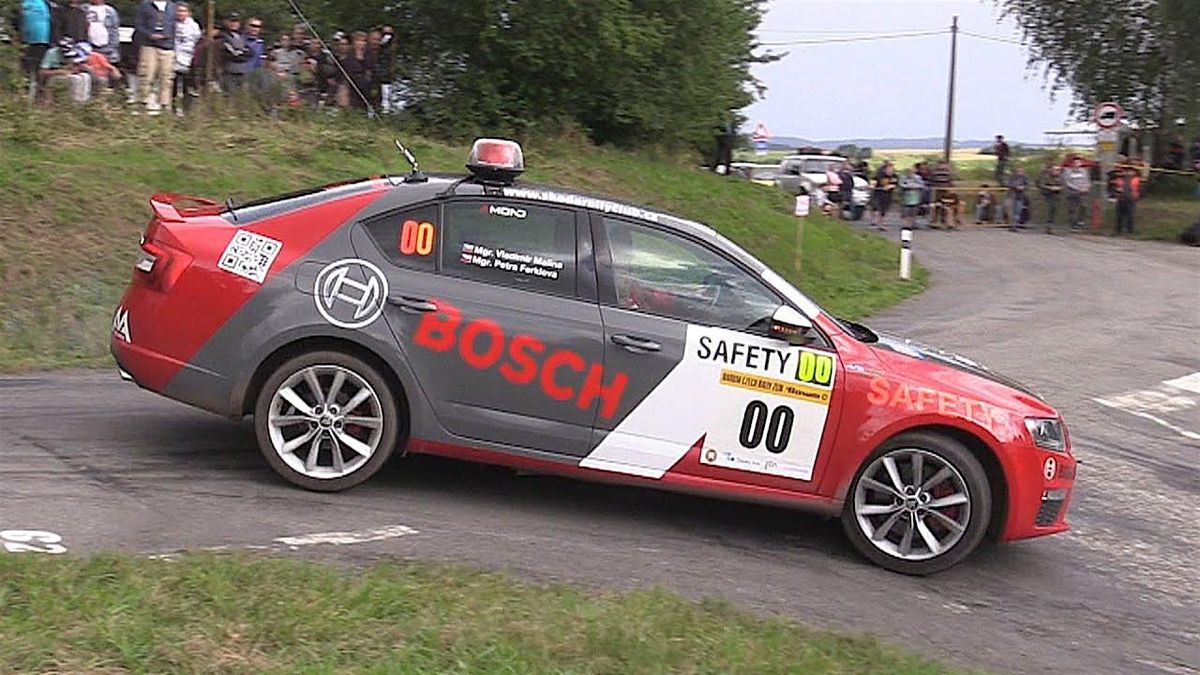 Rally 00 Safety Car training